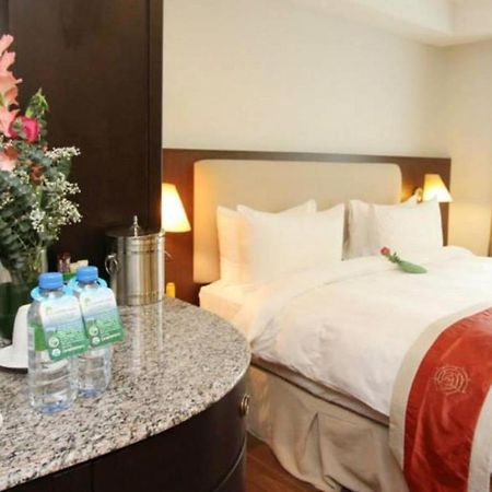 Plaza Sutera Biru Hotel Kuala Belait Kültér fotó