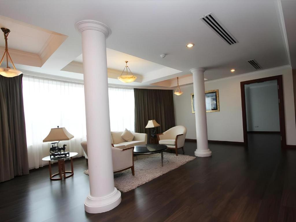 Plaza Sutera Biru Hotel Kuala Belait Kültér fotó