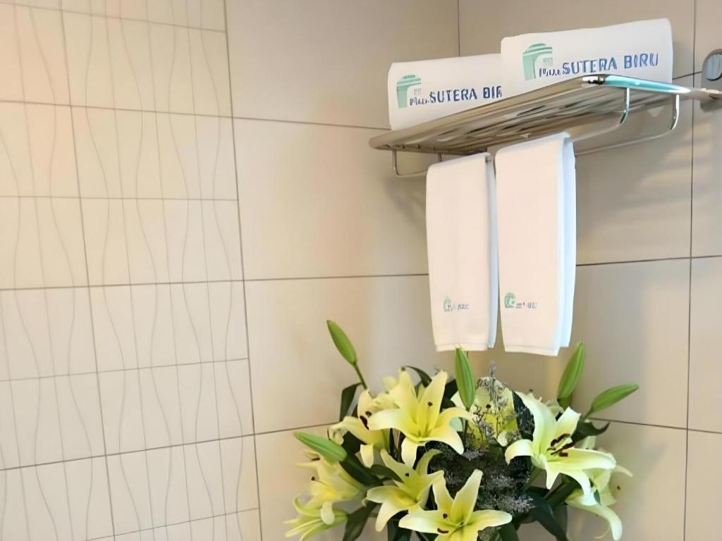 Plaza Sutera Biru Hotel Kuala Belait Kültér fotó